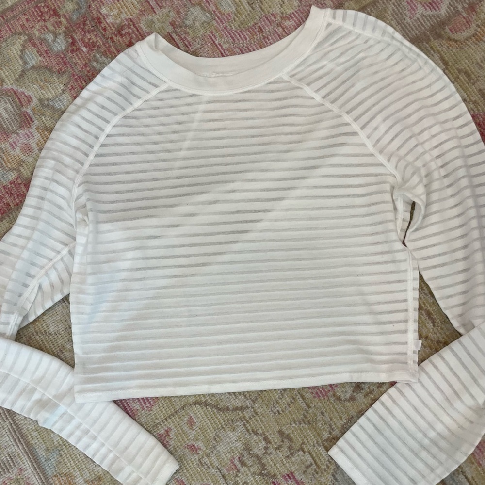 White Lululemon crop Long sleeve tee